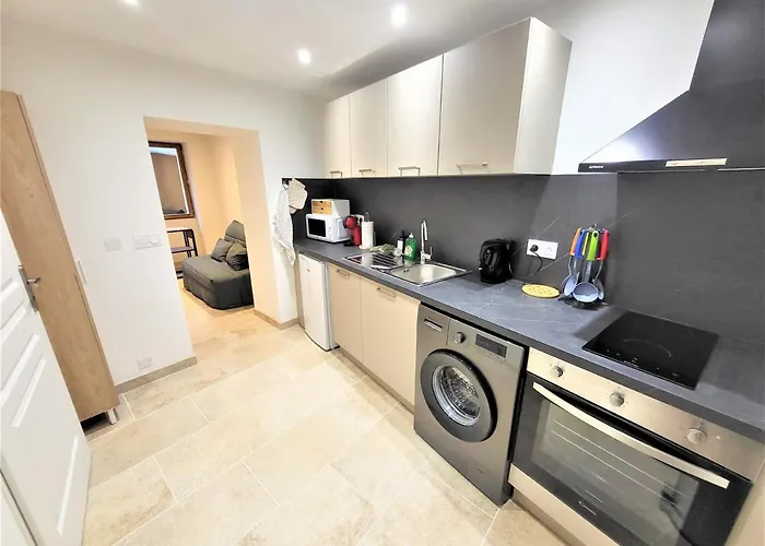 T2 Rdc Neuf/Wifi/Centre Village