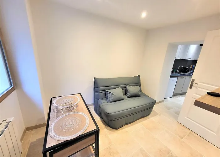 T2 Rdc Neuf/Wifi/Centre Village